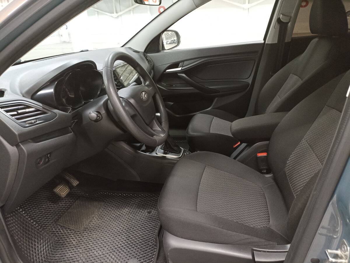 Купить Lada (ВАЗ) Vesta с пробегом. Фото: #15