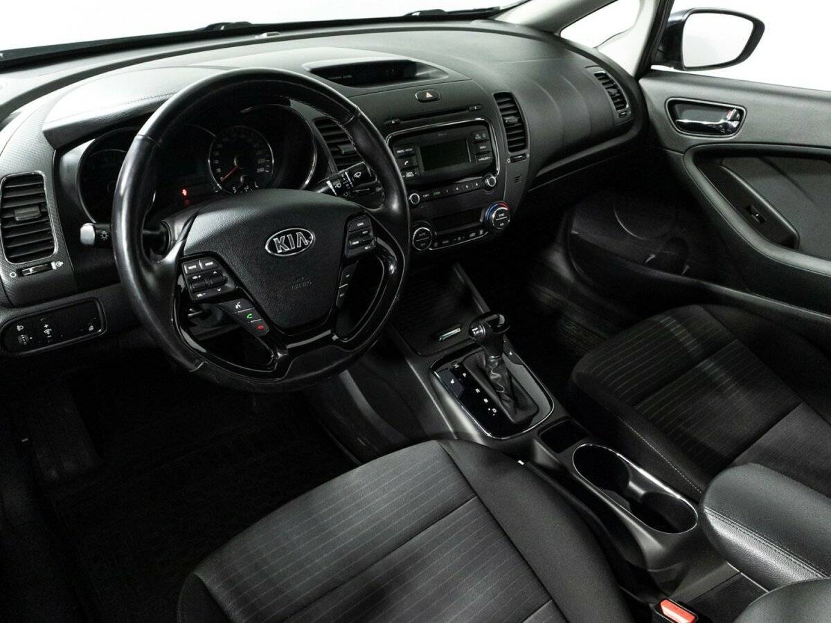 Купить Kia Cerato с пробегом. Фото: #10