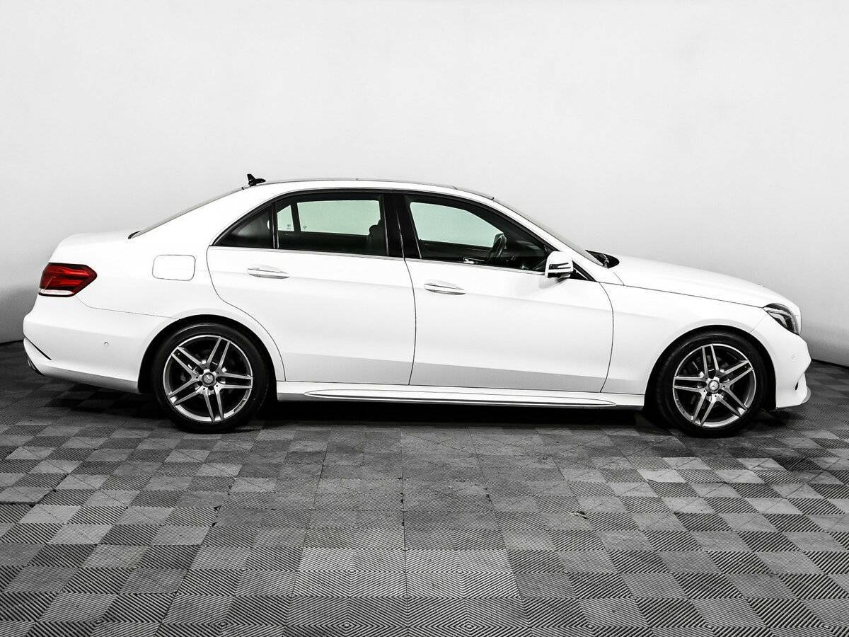 Купить Mercedes-Benz E-Класс с пробегом. Фото: #3