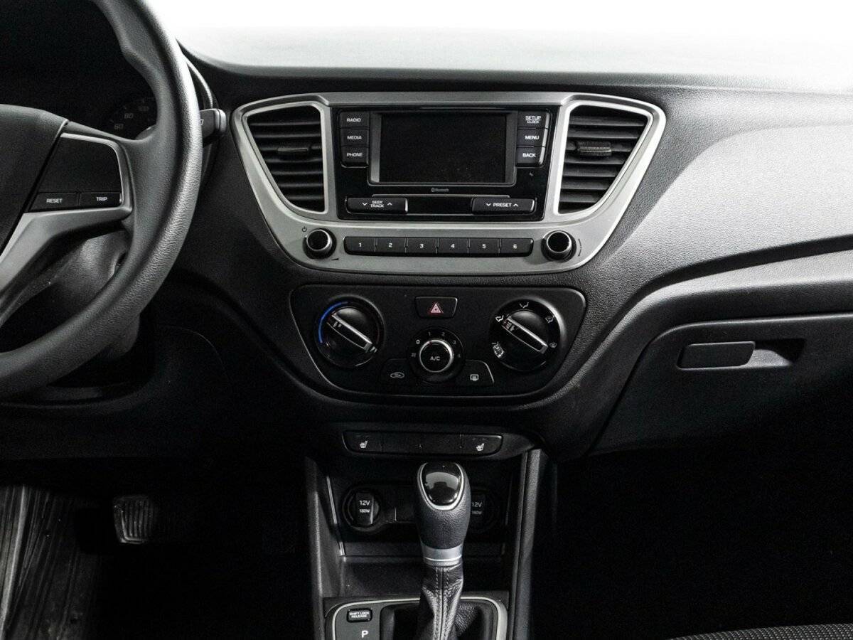 Купить Hyundai Solaris с пробегом. Фото: #13