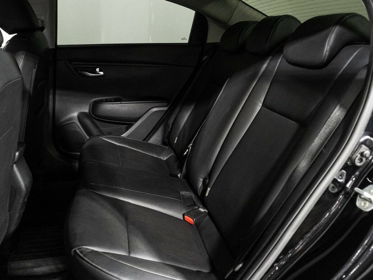 Купить Kia Rio с пробегом. Фото: #9