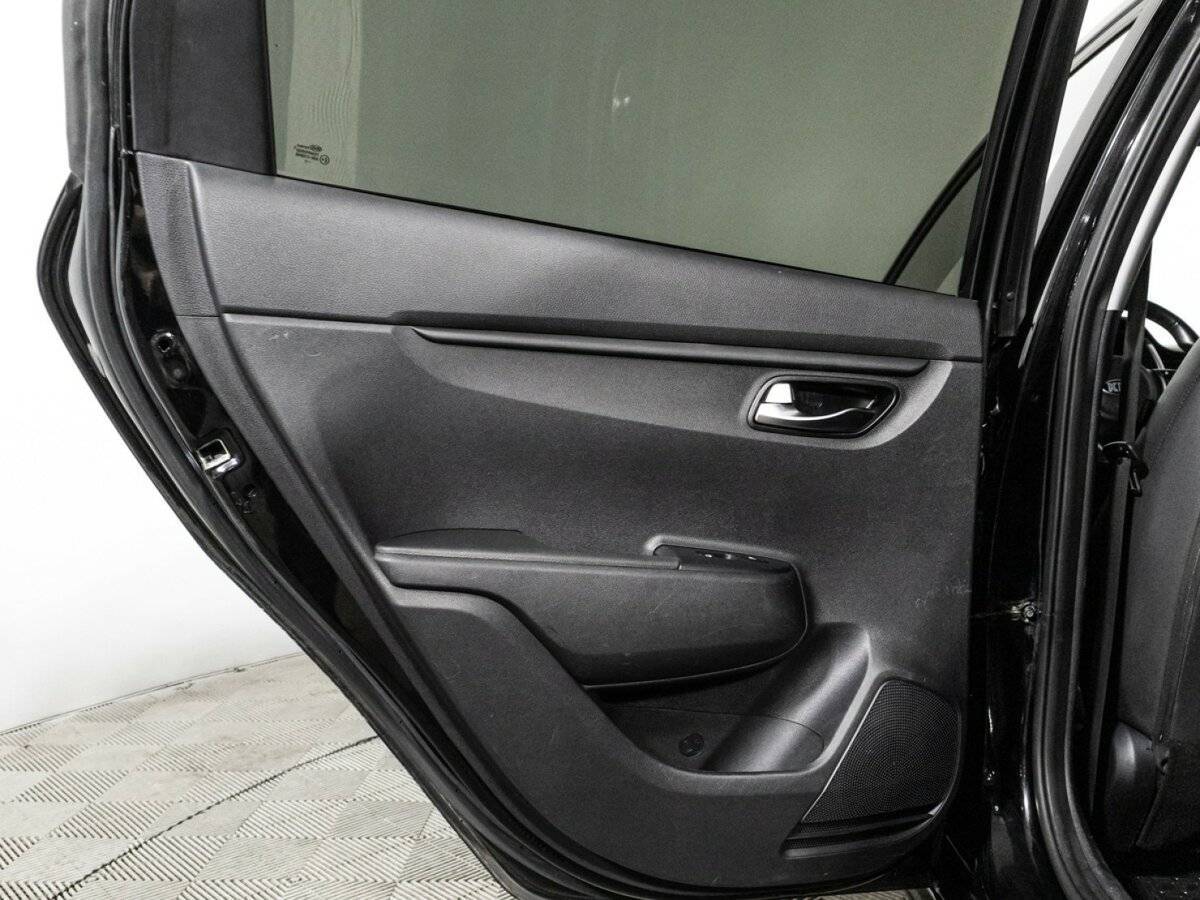 Купить Kia Rio с пробегом. Фото: #26