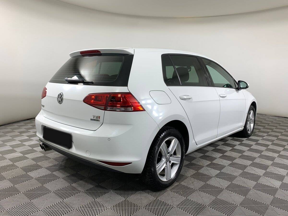 Купить Volkswagen Golf с пробегом. Фото: #4