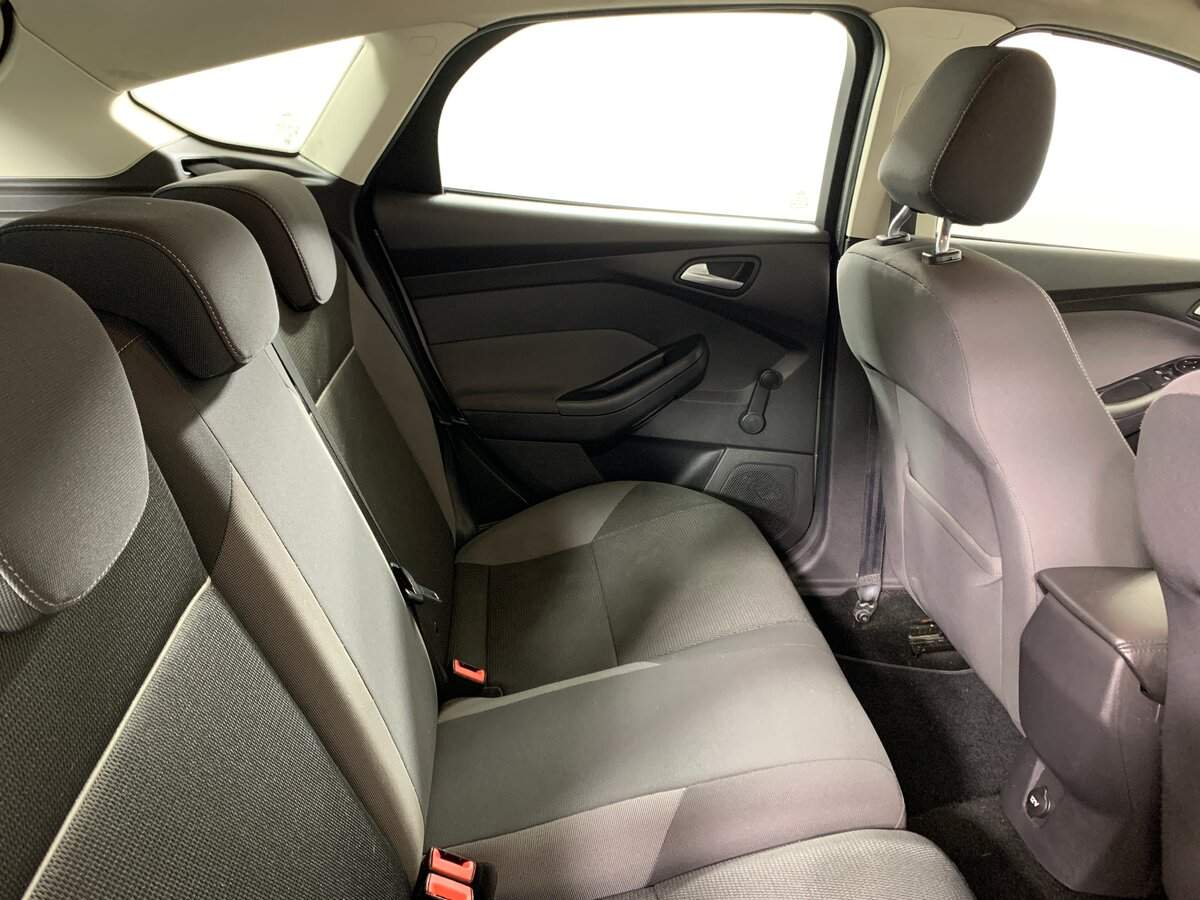 Купить Ford Focus с пробегом. Фото: #16