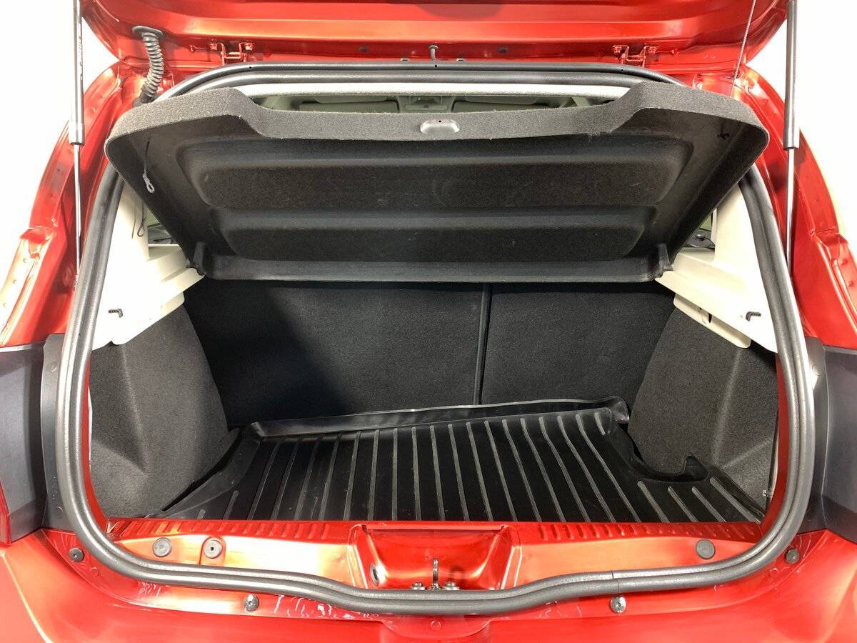 Купить Renault Sandero с пробегом. Фото: #18