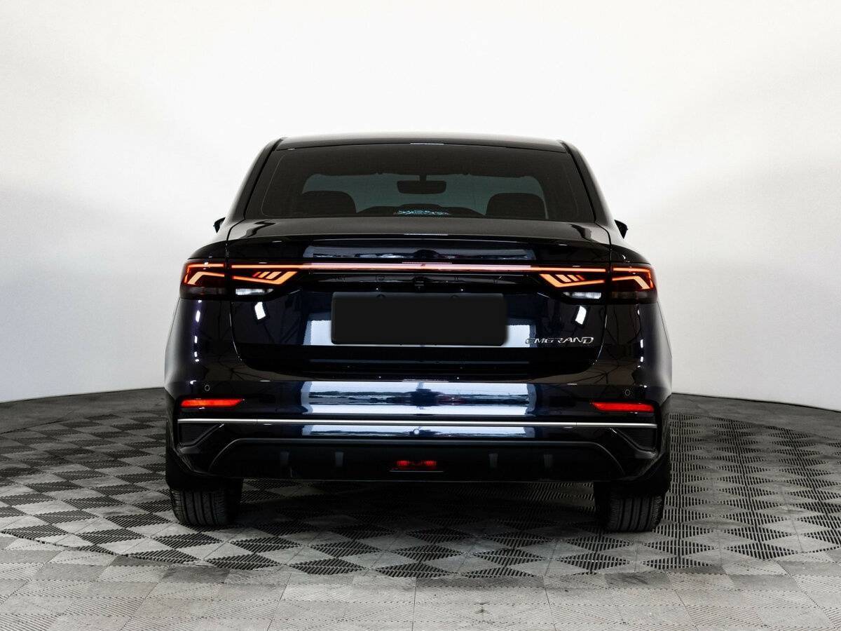 Купить Geely Emgrand с пробегом. Фото: #4