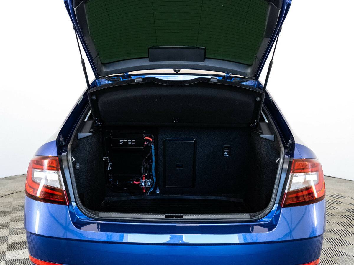 Купить Skoda Octavia с пробегом. Фото: #19