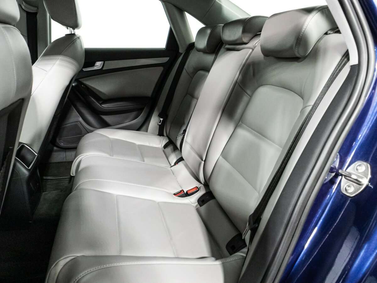Купить Audi A4 с пробегом. Фото: #9