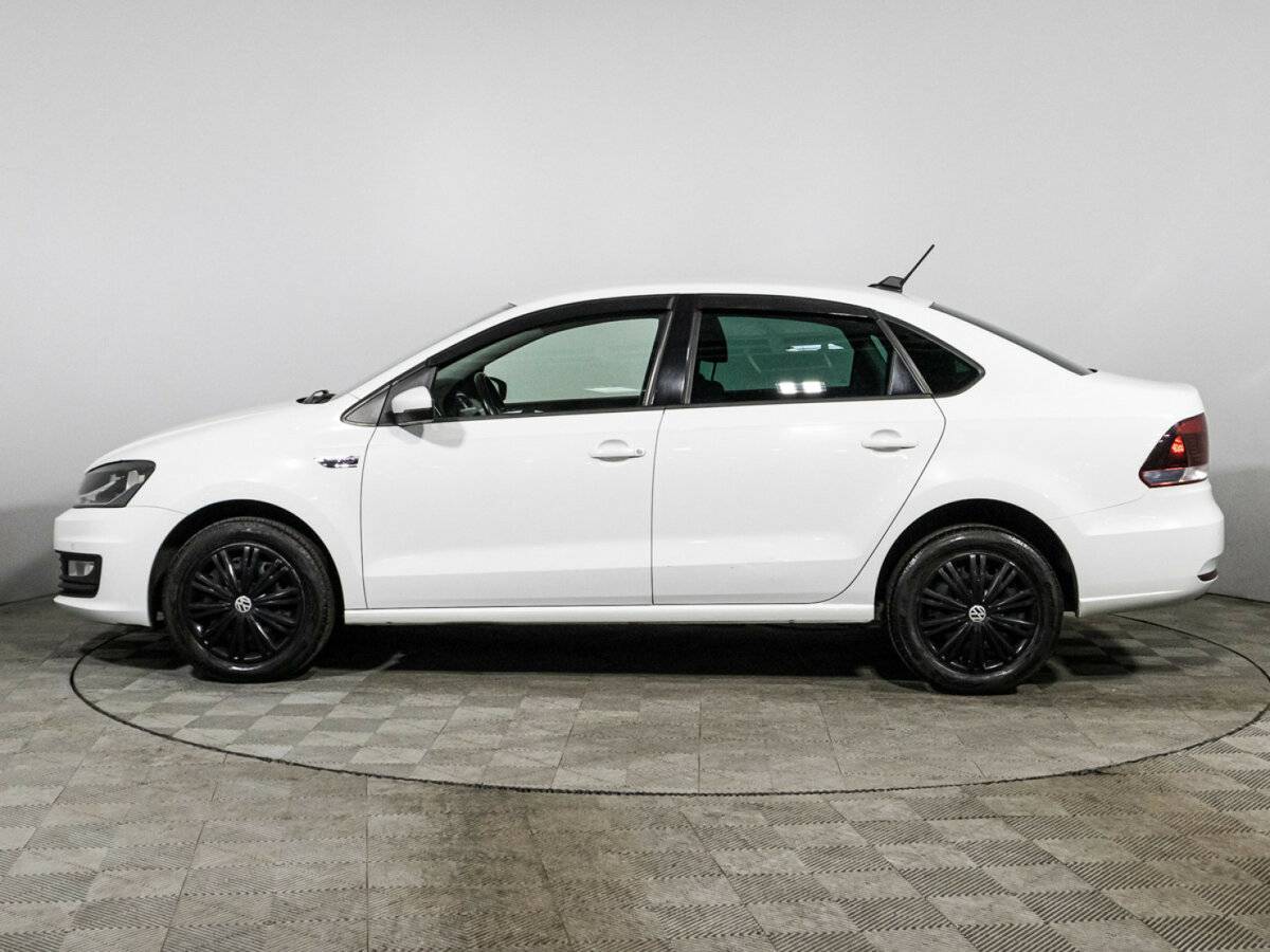 Купить Volkswagen Polo с пробегом. Фото: #7