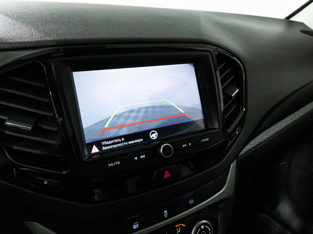 Купить Lada (ВАЗ) Vesta с пробегом. Фото: #16