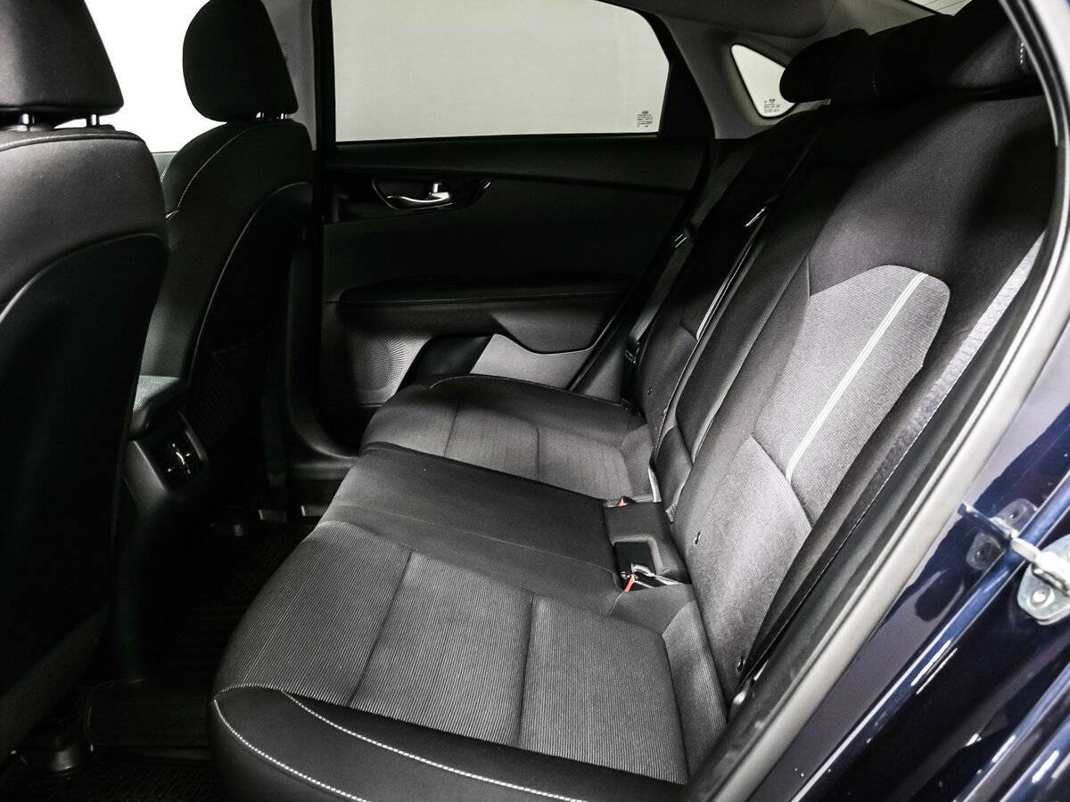 Купить Kia Cerato с пробегом. Фото: #11