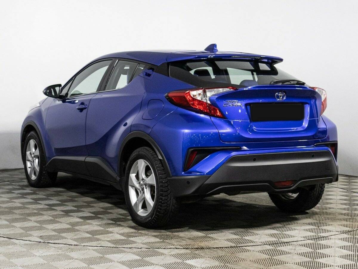 Купить Toyota C-HR с пробегом. Фото: #6
