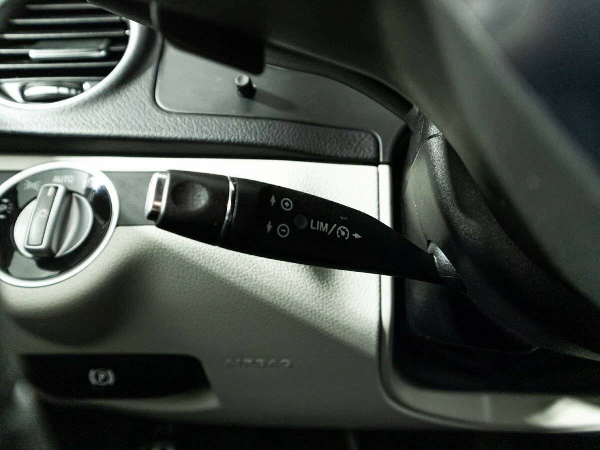 Купить Mercedes-Benz C-Класс с пробегом. Фото: #17