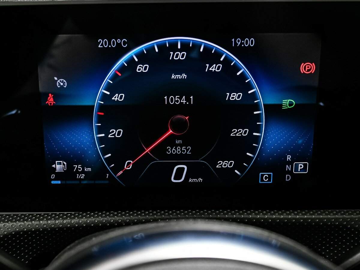 Купить Mercedes-Benz CLA с пробегом. Фото: #9