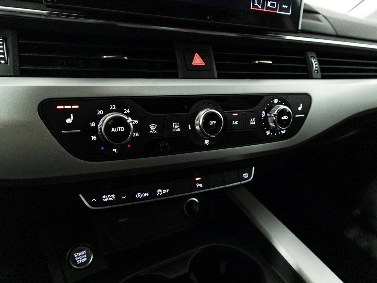 Купить Audi A4 с пробегом. Фото: #17