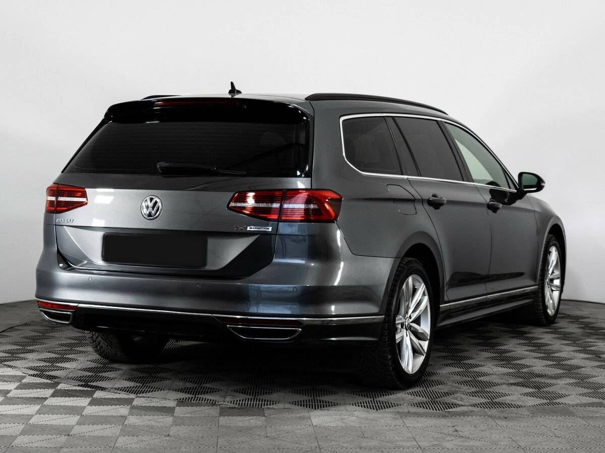 Купить Volkswagen Passat с пробегом. Фото: #4
