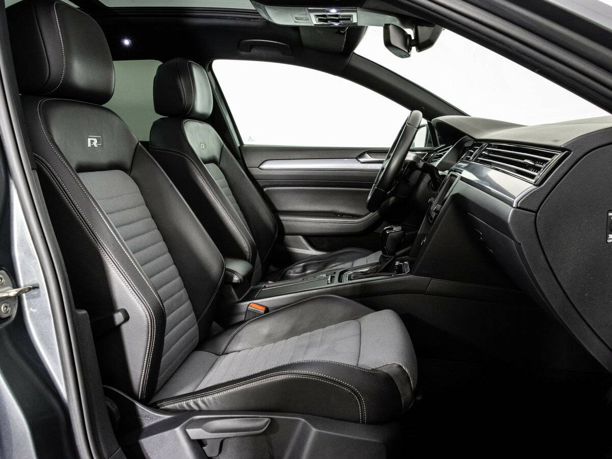 Купить Volkswagen Passat с пробегом. Фото: #15