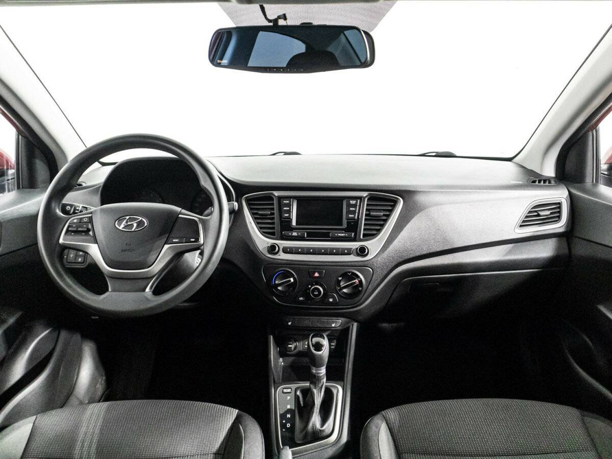 Купить Hyundai Solaris с пробегом. Фото: #12