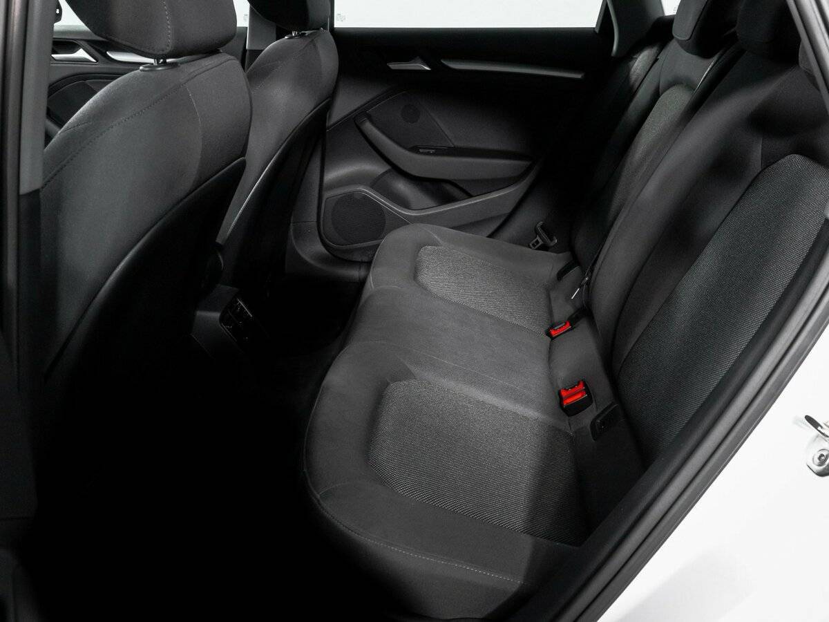 Купить Audi A3 с пробегом. Фото: #9