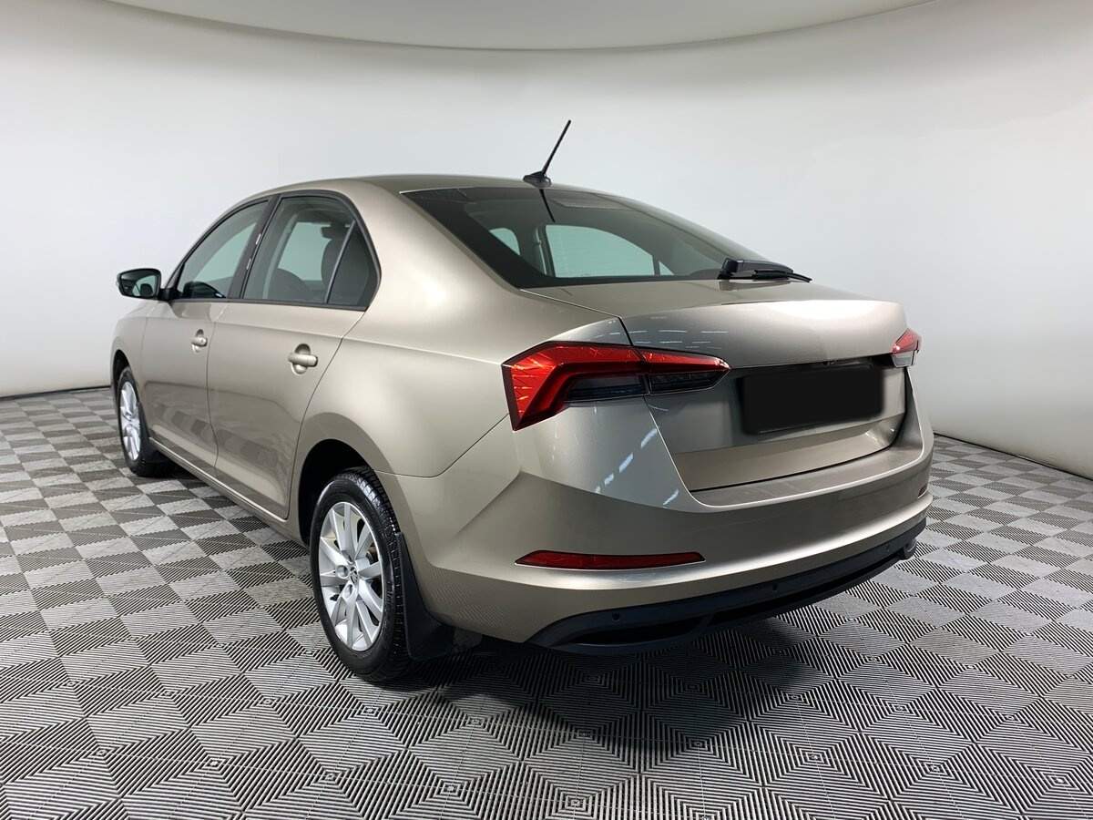 Купить Skoda Rapid с пробегом. Фото: #6