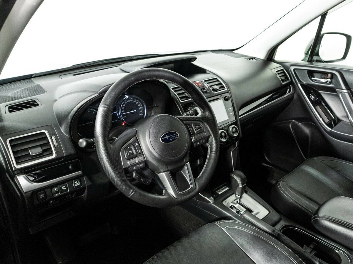 Купить Subaru Forester с пробегом. Фото: #10