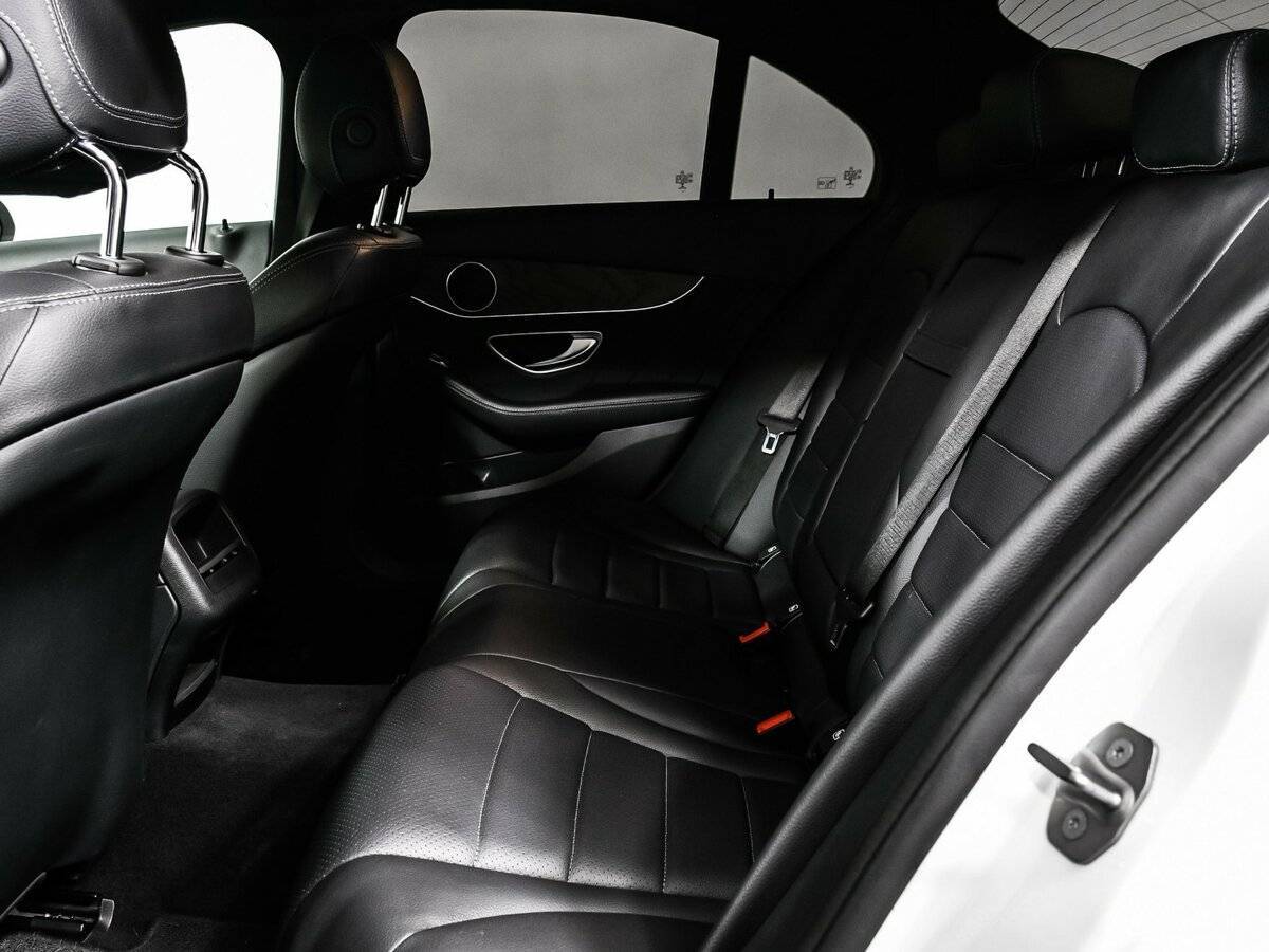 Купить Mercedes-Benz C-Класс с пробегом. Фото: #12