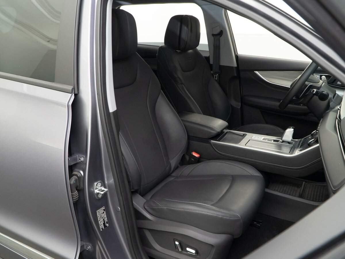 Купить Chery Tiggo 8 с пробегом. Фото: #7