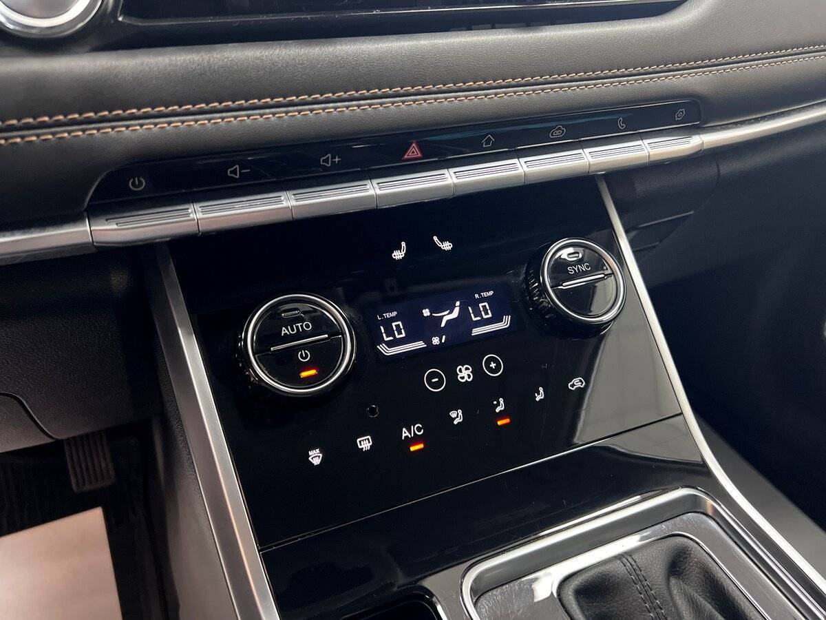 Купить Chery Tiggo 8 с пробегом. Фото: #20