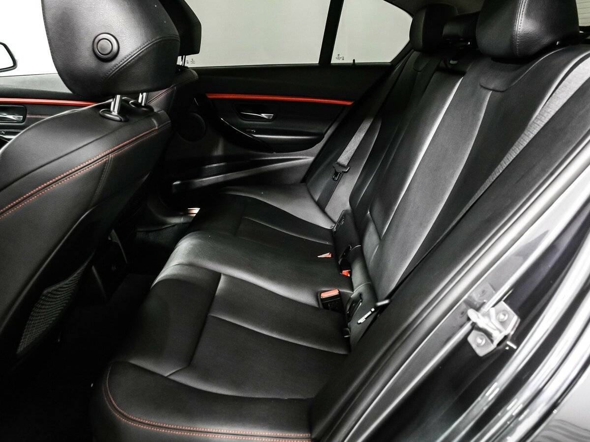 Купить BMW 3 серии с пробегом. Фото: #11