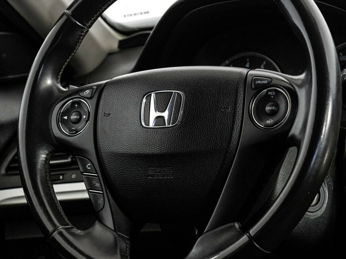 Купить Honda Crosstour с пробегом. Фото: #12