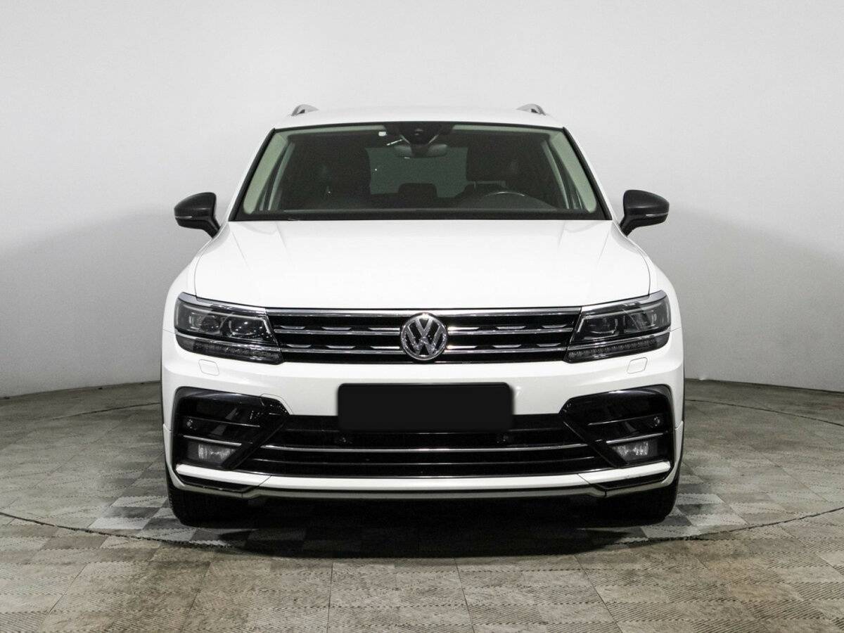 Купить Volkswagen Tiguan с пробегом. Фото: #1