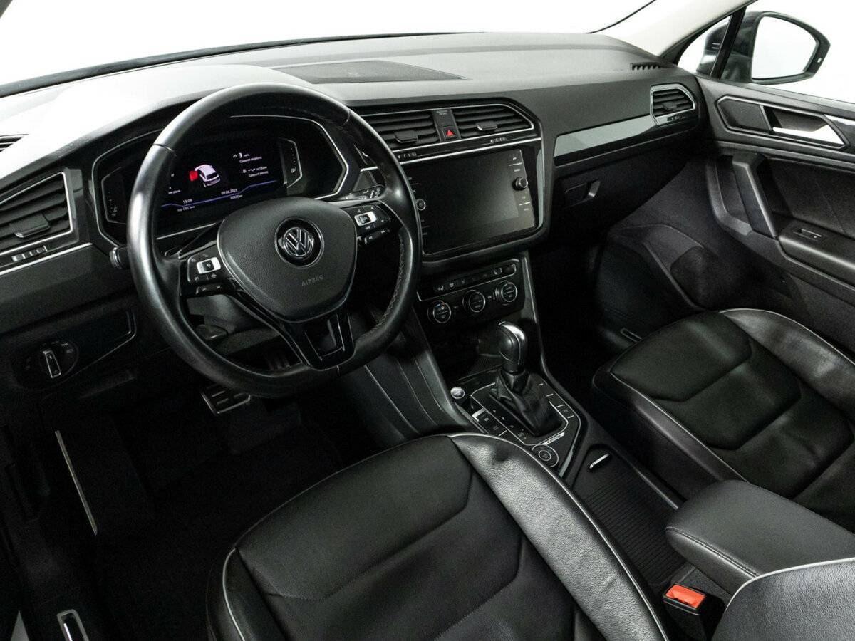 Купить Volkswagen Tiguan с пробегом. Фото: #10