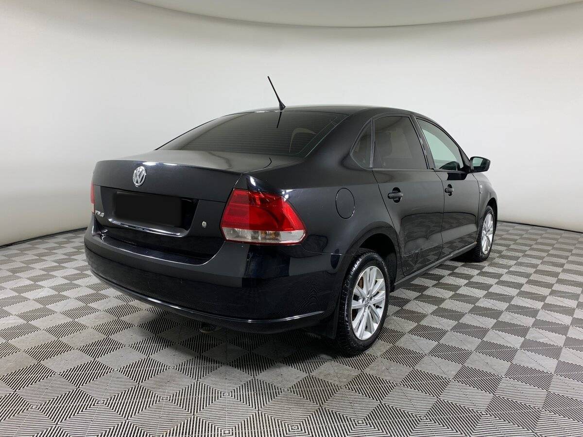 Купить Volkswagen Polo с пробегом. Фото: #3