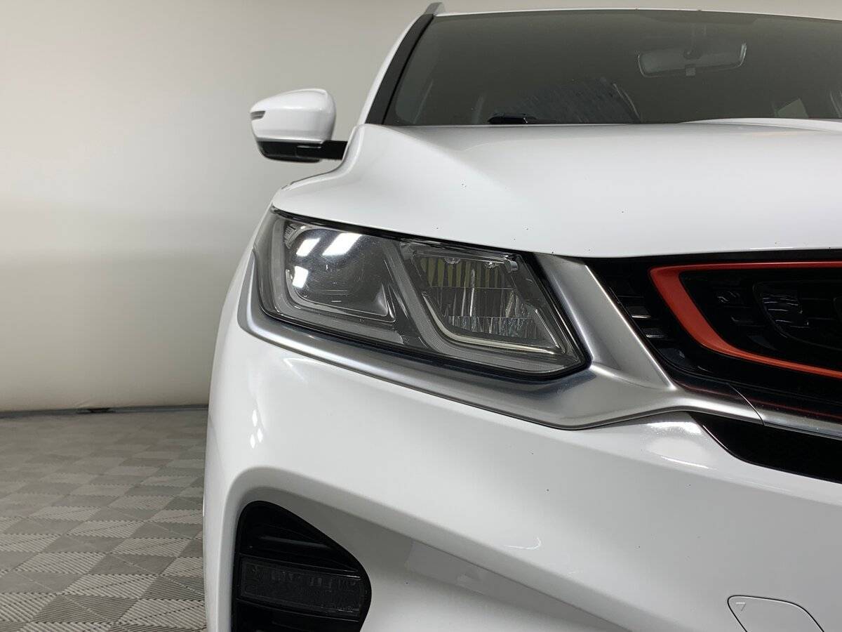 Купить Geely Coolray с пробегом. Фото: #9