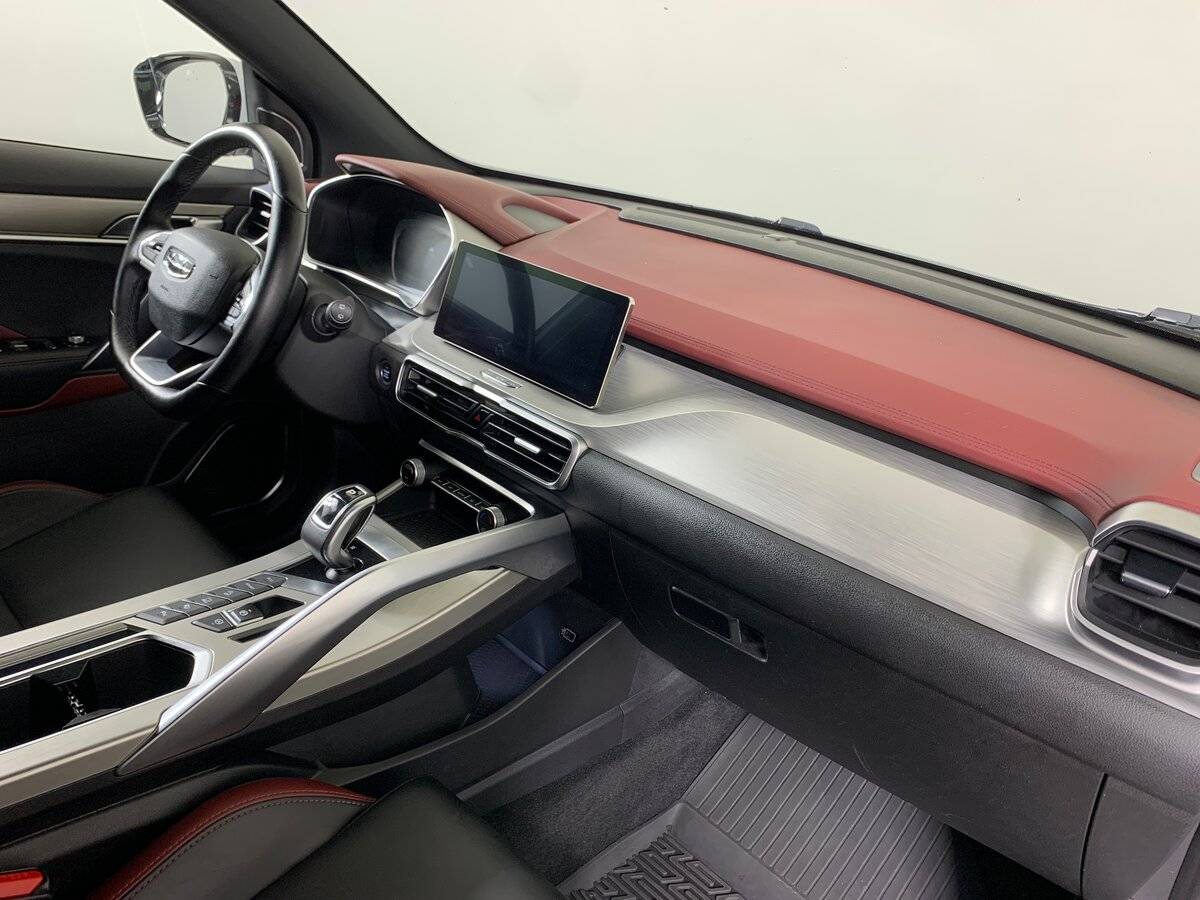 Купить Geely Coolray с пробегом. Фото: #12