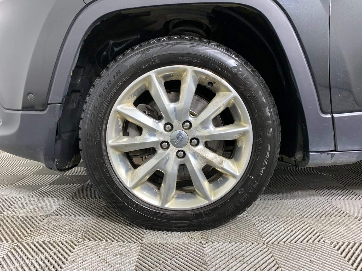 Купить Jeep Cherokee с пробегом. Фото: #8