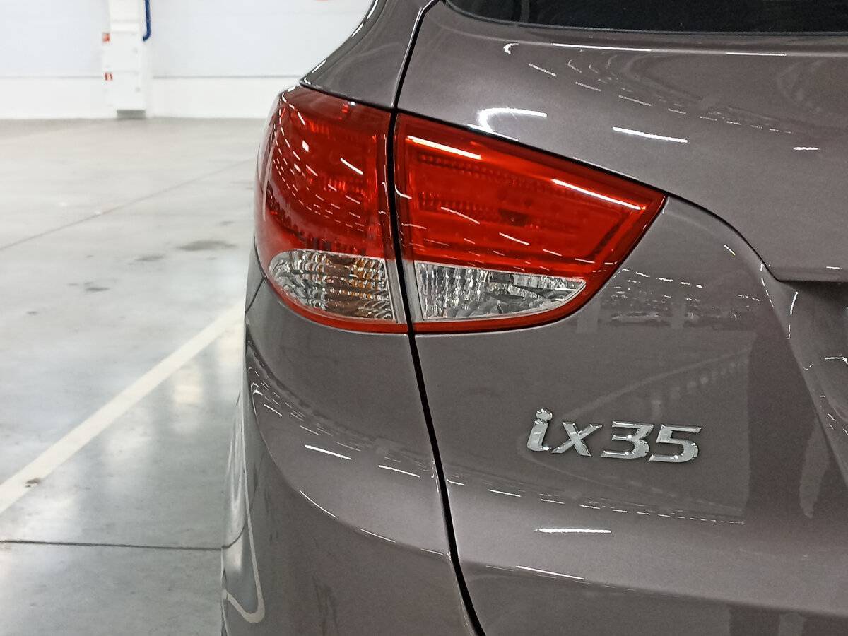 Купить Hyundai ix35 с пробегом. Фото: #8
