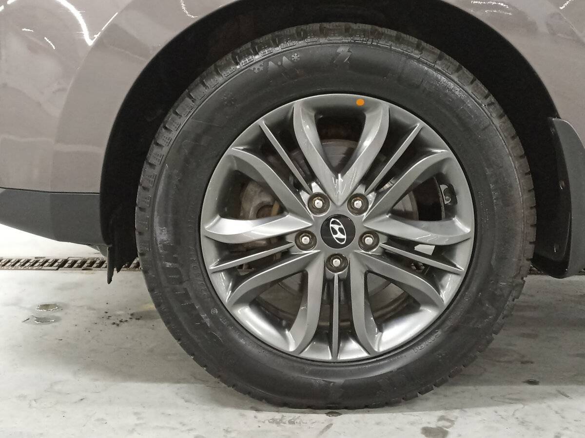 Купить Hyundai ix35 с пробегом. Фото: #17