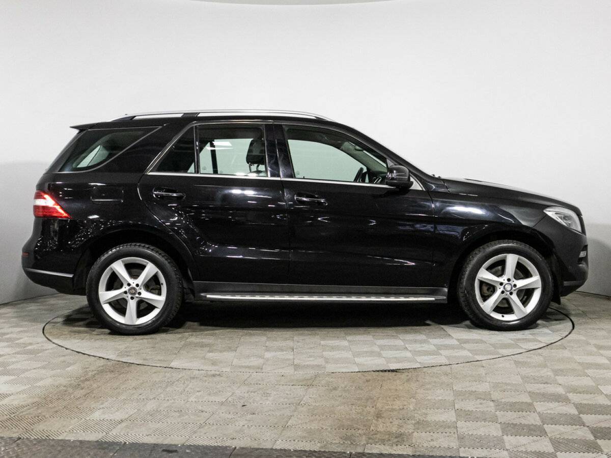 Купить Mercedes-Benz M-Класс с пробегом. Фото: #3