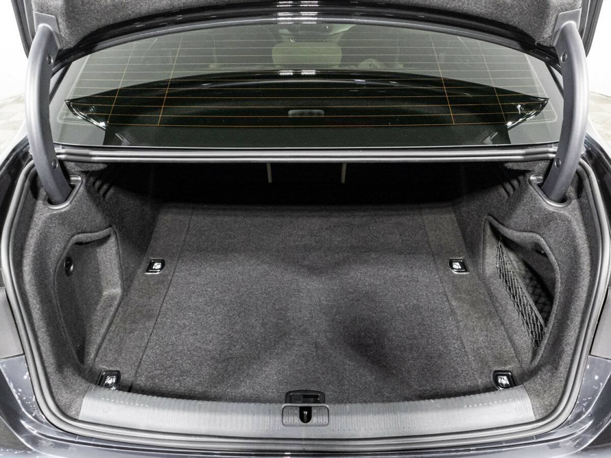 Купить Audi A4 с пробегом. Фото: #14