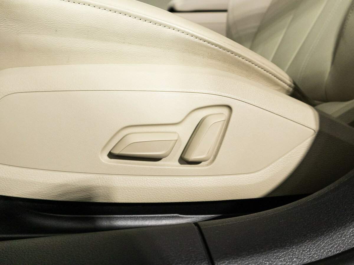 Купить Audi A4 с пробегом. Фото: #15