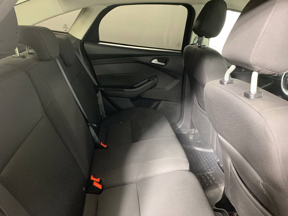 Купить Ford Focus с пробегом. Фото: #16