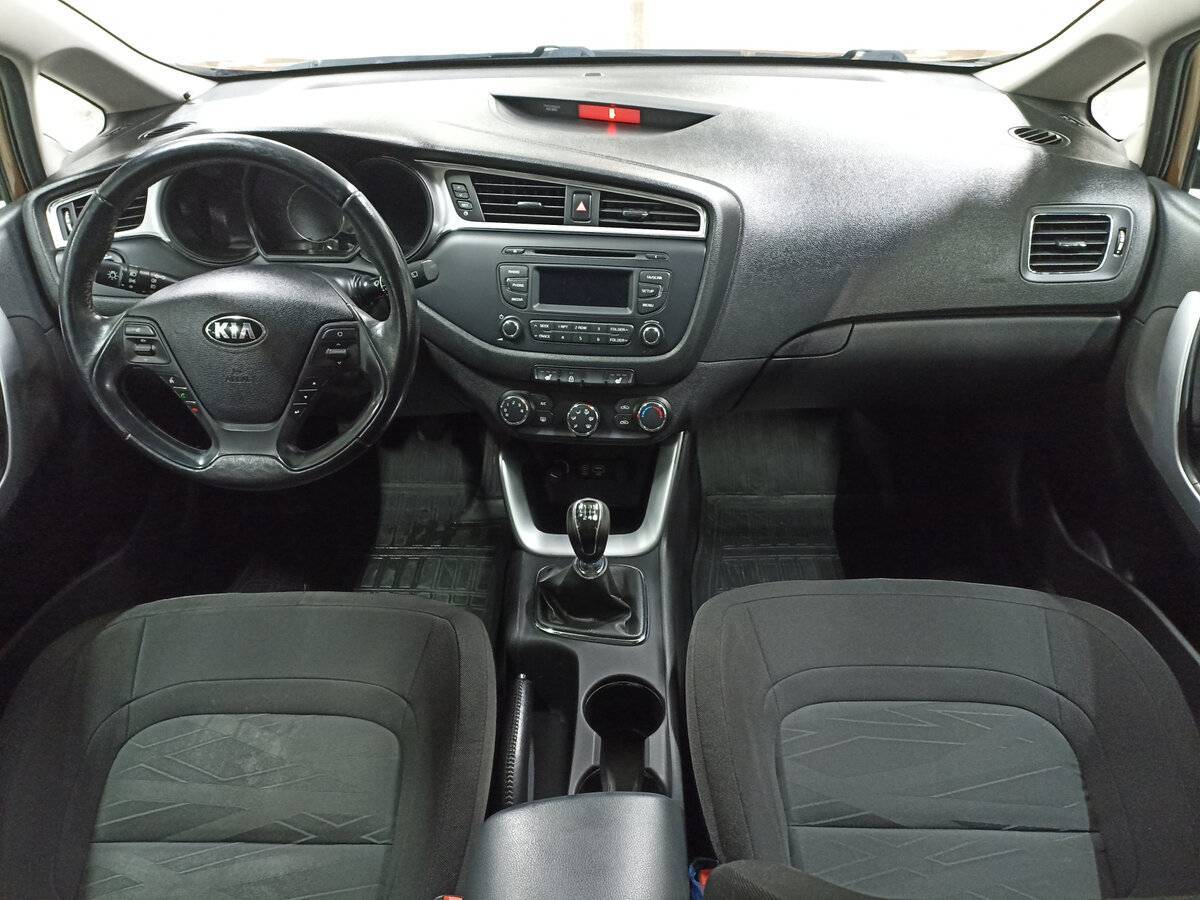 Купить Kia Ceed с пробегом. Фото: #13