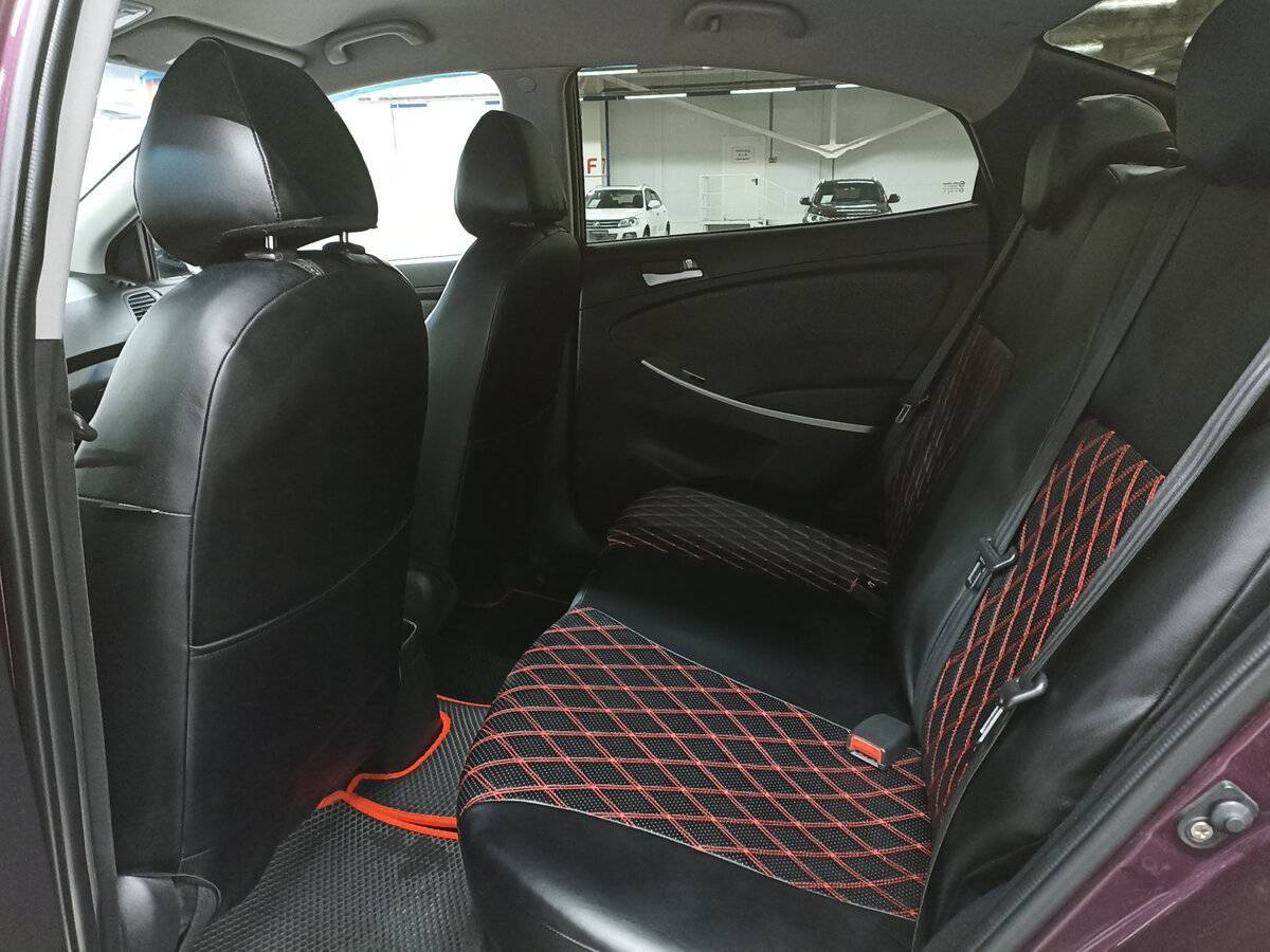 Купить Hyundai Solaris с пробегом. Фото: #11