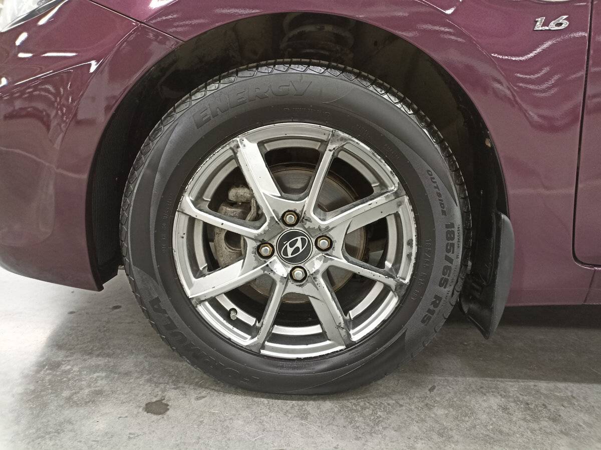 Купить Hyundai Solaris с пробегом. Фото: #17