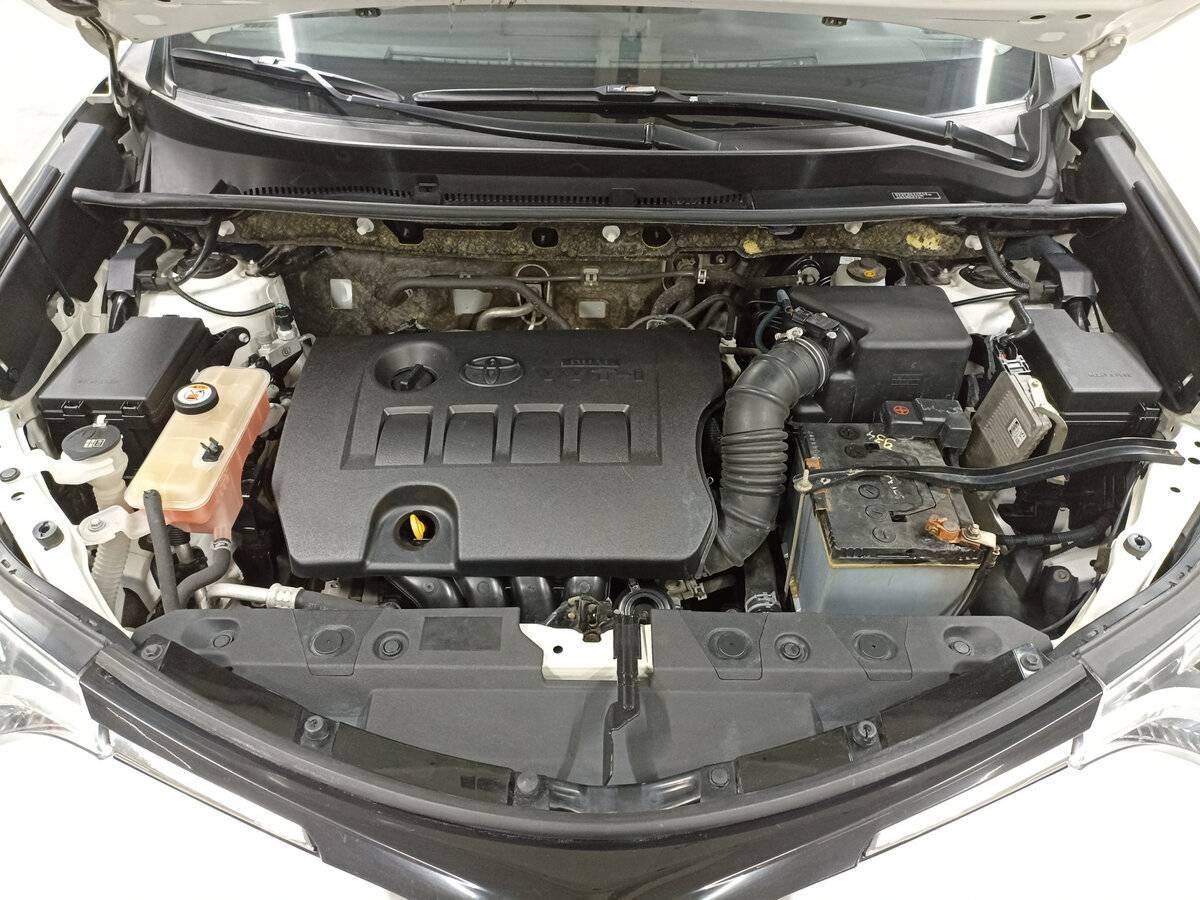 Купить Toyota RAV4 с пробегом. Фото: #8