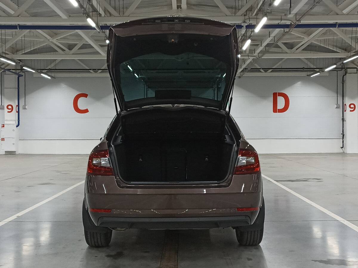 Купить Skoda Octavia с пробегом. Фото: #9