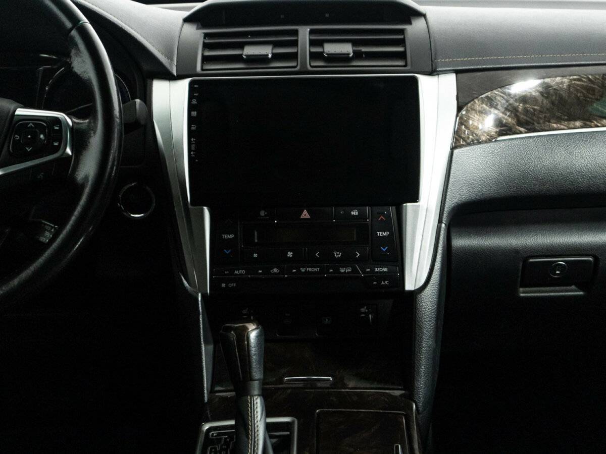 Купить Toyota Camry с пробегом. Фото: #13