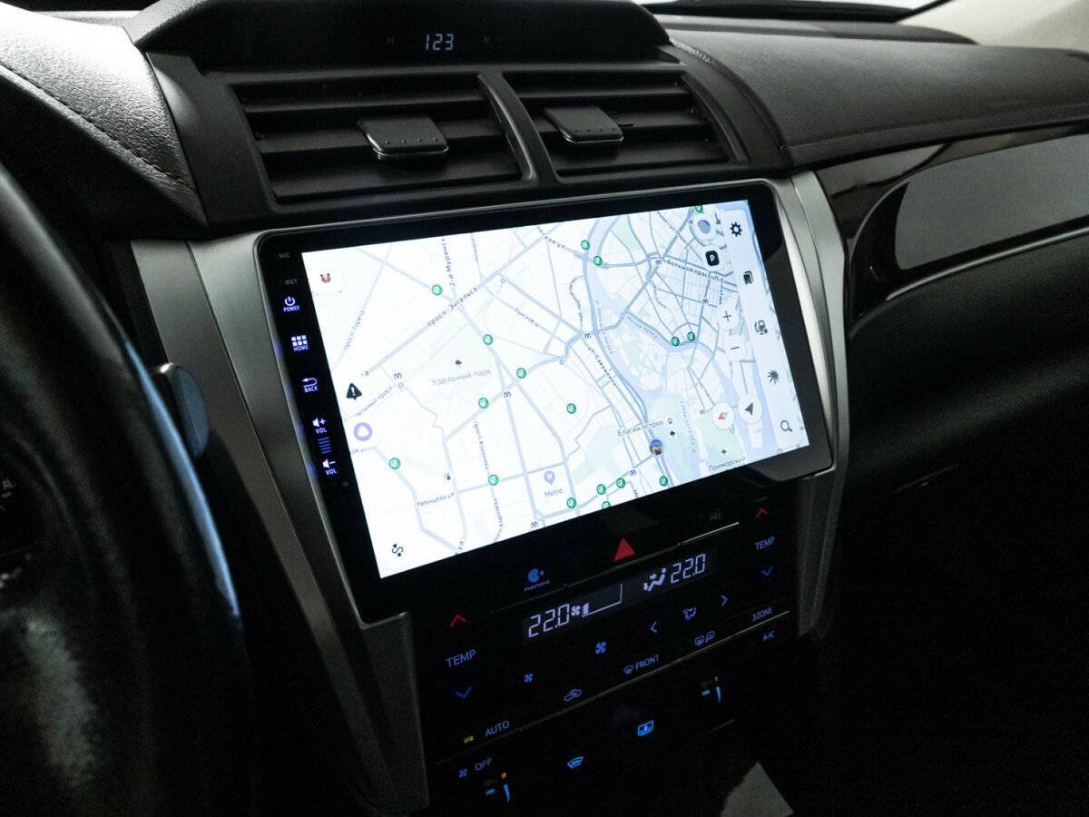 Купить Toyota Camry с пробегом. Фото: #18