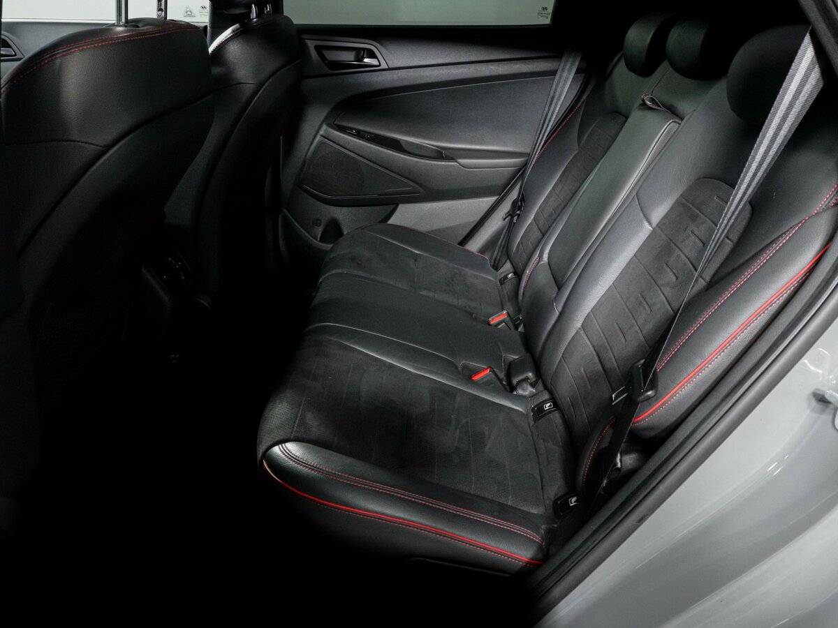 Купить Hyundai Tucson с пробегом. Фото: #9